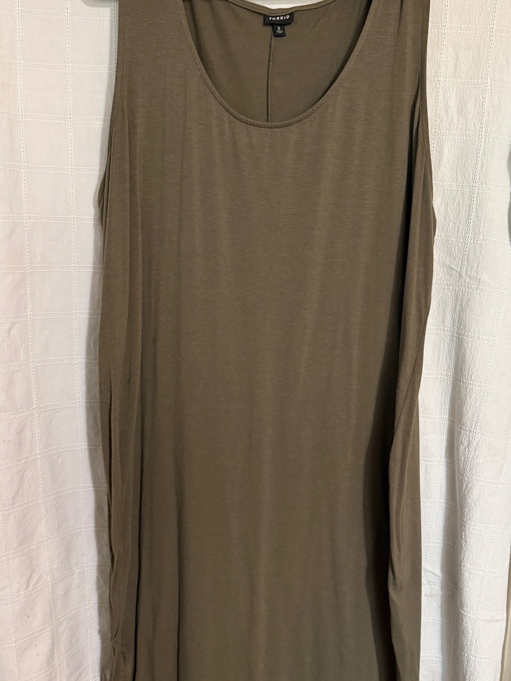 torrid Olive Scoop Neck Longline Tank Size 5